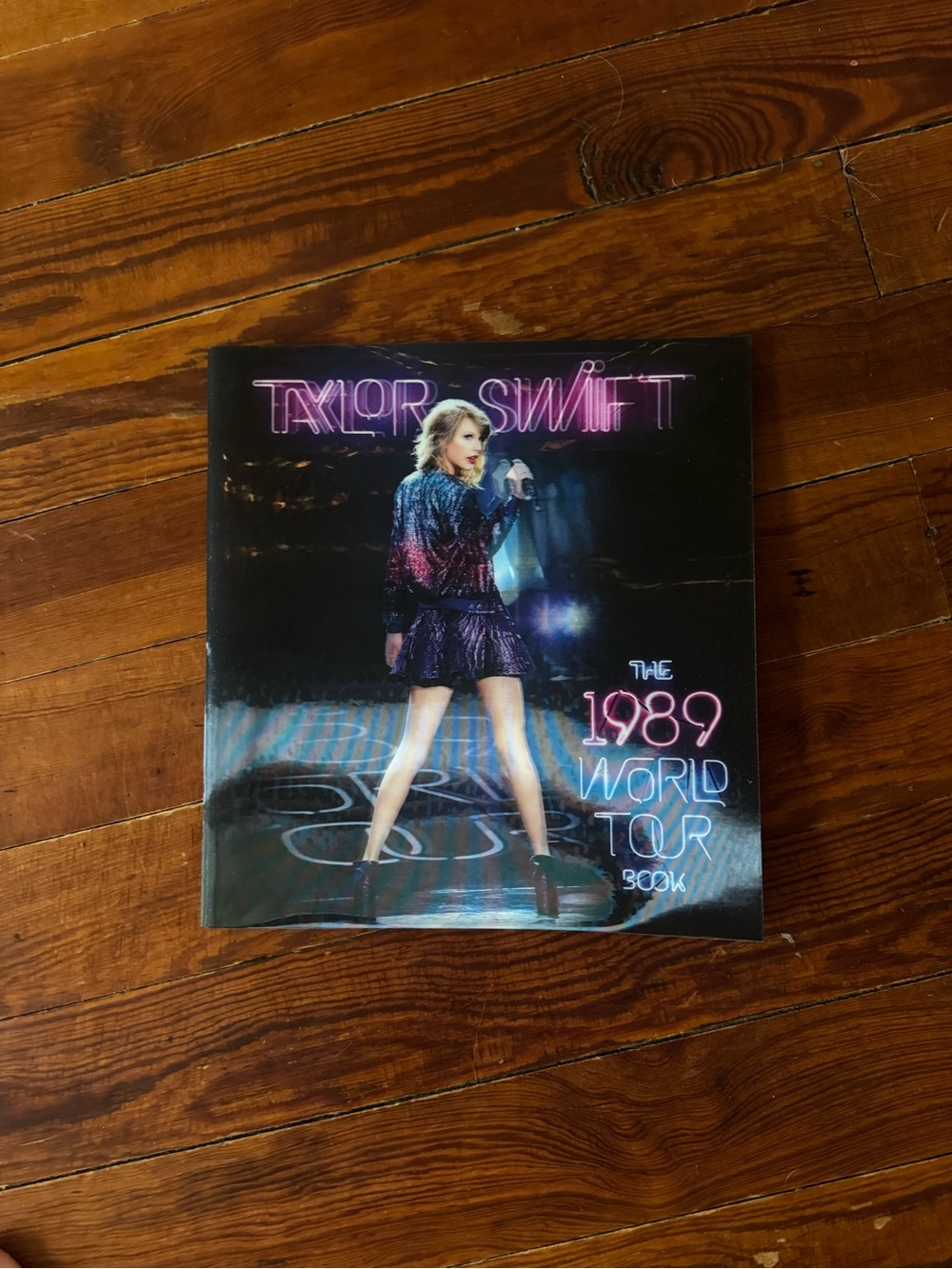 Taylor Swift 1989 World Tour Holographic Concert Book